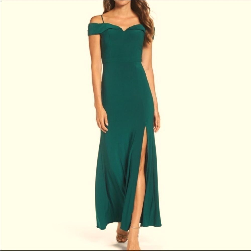 NWT Juniors 9/10 Morgan & Co. Pine Green Off the Shoulder Floor Length Dress